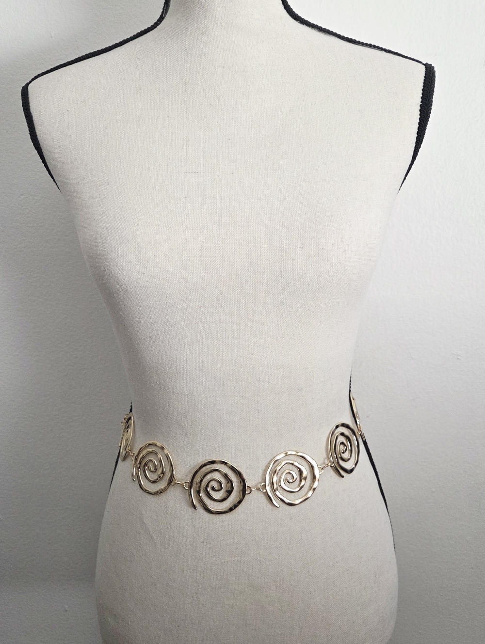 Gold Spiral Chain Belt